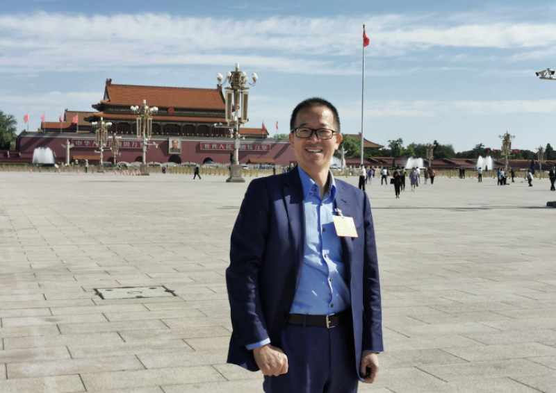 全国政协委员俞敏洪：建议建立残疾人家庭支持政策，重视青少年抑郁预防和治疗