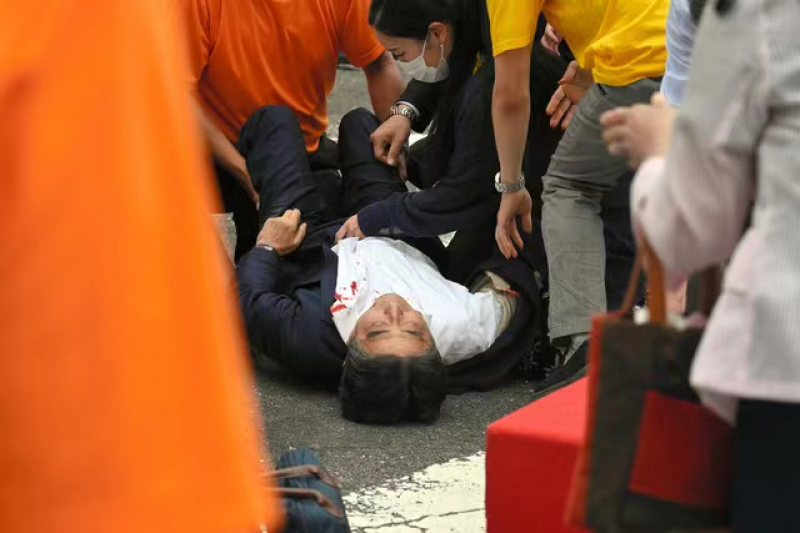 人物丨安倍之死