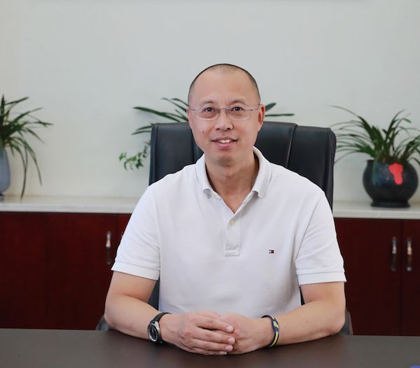 年内股价涨幅逾90%,亿晶光电唐骏:盈利的核心是降本增效|解码江苏高质量发展 年内股价涨幅逾90%,亿晶光电唐骏:盈利的核心是降本增效|解码江苏高质量发展