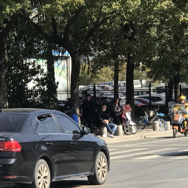车市回暖了!2月新能源二手车在线交易量“狂飙”,长三角地区环比增幅超一倍 车市回暖了!2月新能源二手车在线交易量“狂飙”,长三角地区环比增幅超一倍
