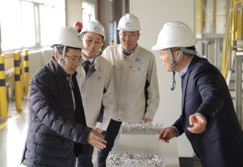 全国人大代表周云杰:建议以数据高水平应用促进新型工业化高价值创造 | 聚焦2023全国两会 全国人大代表周云杰:建议以数据高水平应用促进新型工业化高价值创造 | 聚焦2023全国两会