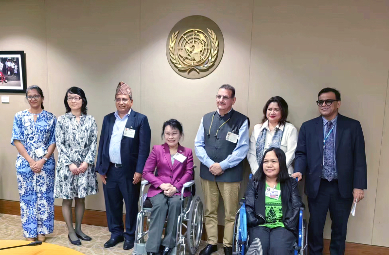 张海迪赴泰国出席第十届亚太区可持续发展论坛