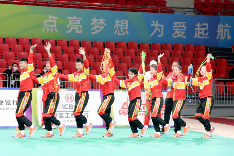 “光明行”花样跳绳队,让盲童跳出希望之光 “光明行”花样跳绳队,让盲童跳出希望之光
