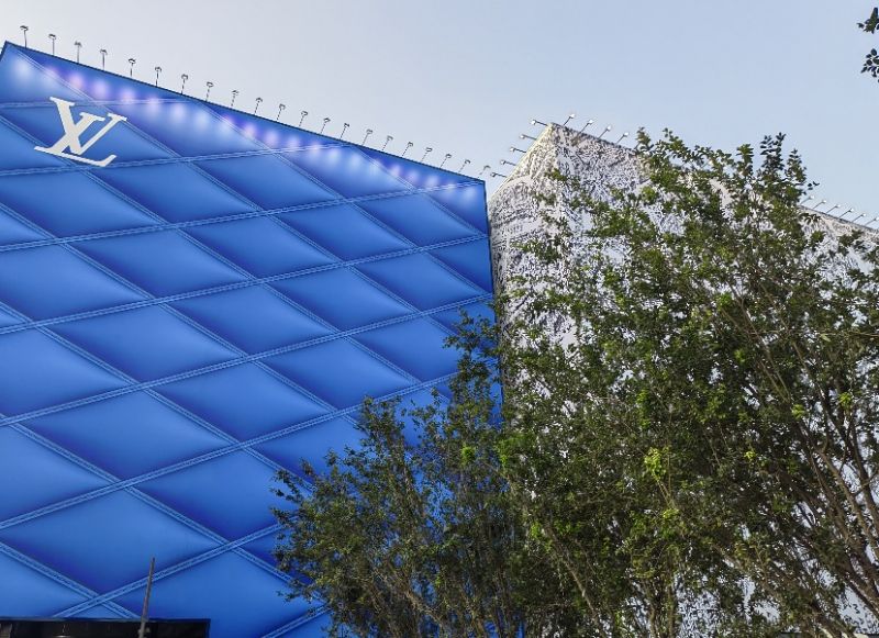 急于蜕变的太古里:LV与Dior闯入!三里屯“奢侈化”对阵SKP 急于蜕变的太古里:LV与Dior闯入!三里屯“奢侈化”对阵SKP