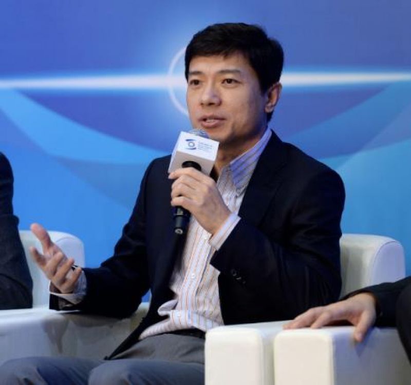 刚刚公告！李彦宏辞任携程集团董事