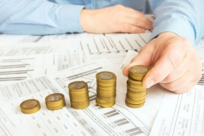 拉卡拉上半年净利润增超五成，对外接入项目年内增163%