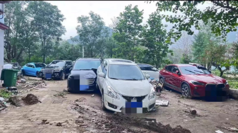 暴雨过后泡水车维修量激增，车主：后悔没上车损险