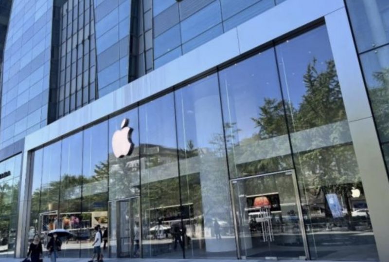 苹果,危墙之上?华为反攻iPhone15系列难扭颓势,业绩考验还在下个财季 苹果,危墙之上?华为反攻iPhone15系列难扭颓势,业绩考验还在下个财季
