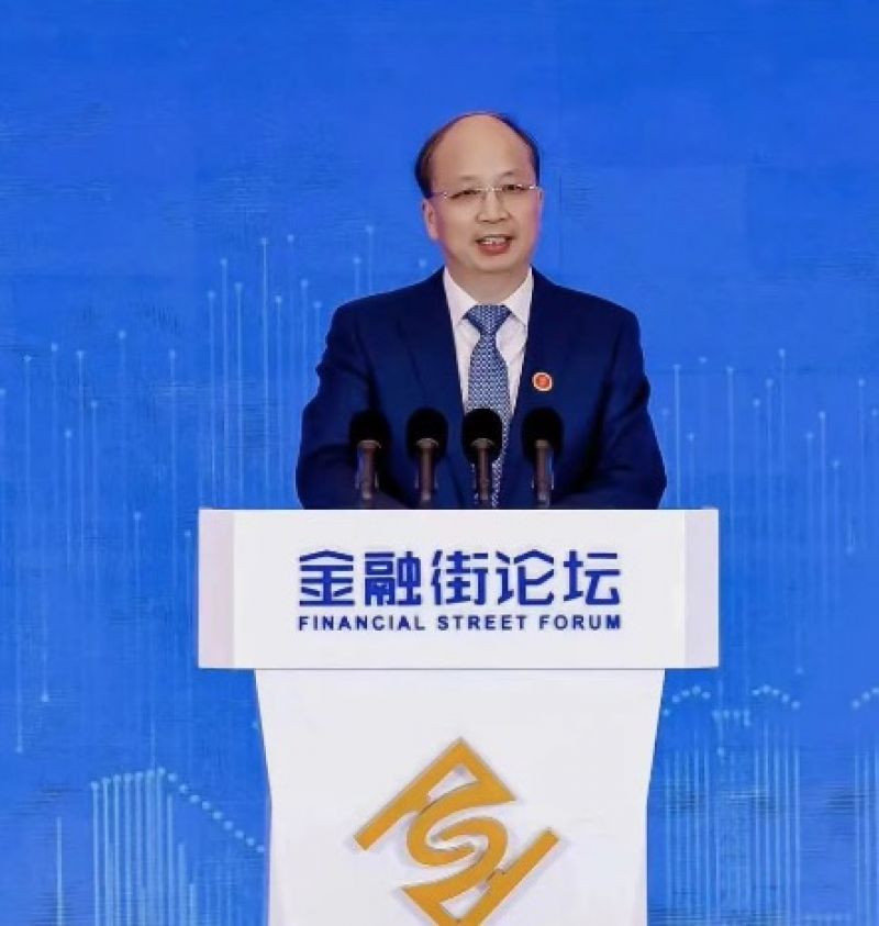 证监会主席易会满:加快培育境内“聪明资金”,加强跟踪研判量化高频交易|快讯 证监会主席易会满:加快培育境内“聪明资金”,加强跟踪研判量化高频交易|快讯