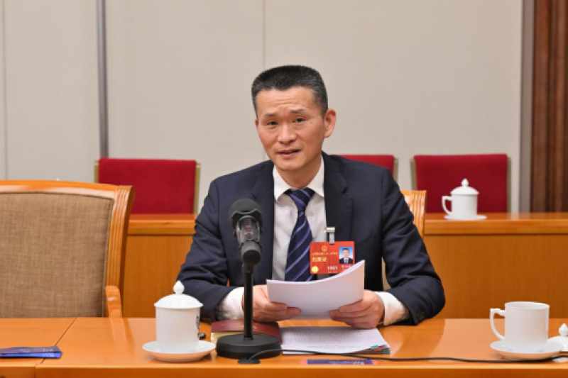 全国人大代表蔡金钗:建议下放一级贷款分类管理权限, 避免“一刀切”|两会声音 全国人大代表蔡金钗:建议下放一级贷款分类管理权限, 避免“一刀切”|两会声音