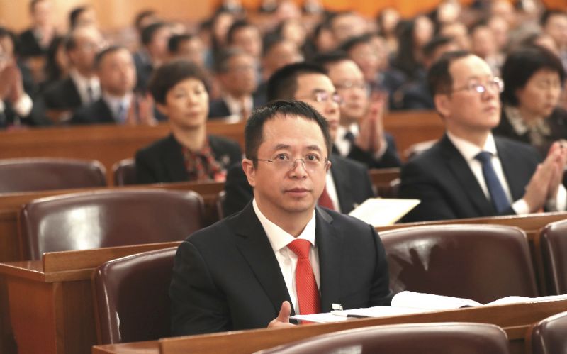 全国政协委员周鸿祎谈打造新质生产力:推动大模型成产业数字化重要赋能者|两会声音