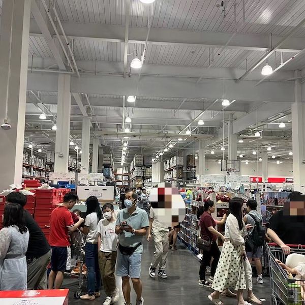 堪比春运!小长假香港人北上“挤爆”深圳,两地由单向奔赴转向双向奔赴 堪比春运!小长假香港人北上“挤爆”深圳,两地由单向奔赴转向双向奔赴