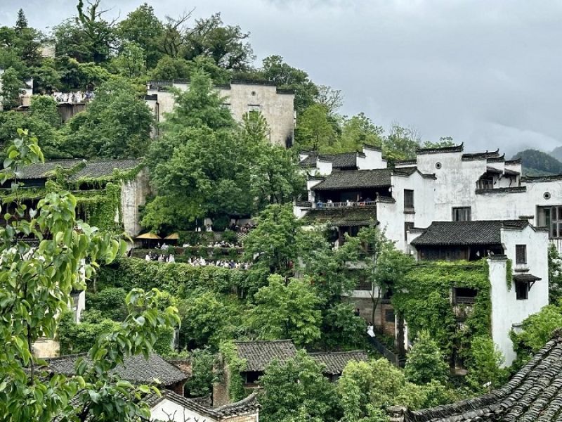 “县城旅游热”影响五一假期，经济型酒店回归“经济”