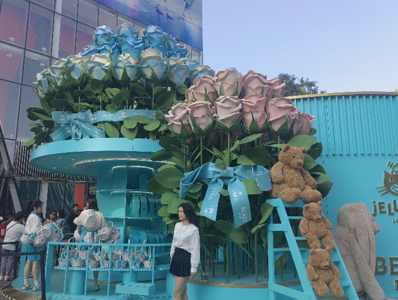 实探“520”浪漫经济:提前消费618,企业“开抢”年轻人钱包,仪式感带动礼品市场 实探“520”浪漫经济:提前消费618,企业“开抢”年轻人钱包,仪式感带动礼品市场