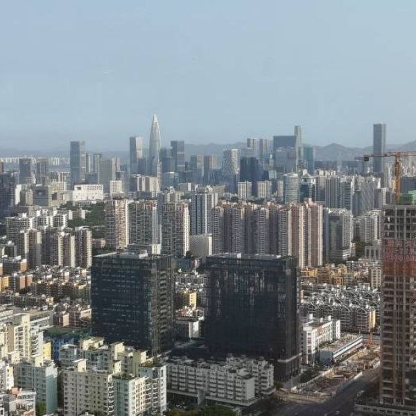 深圳多银行“按揭贷款需在主体封顶后才能放款”今日执行,业内:减轻购房者的利息负担 深圳多银行“按揭贷款需在主体封顶后才能放款”今日执行,业内:减轻购房者的利息负担