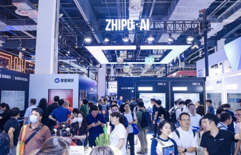 大模型进入指数级增长阶段,智谱AI产品矩阵再添一员,CEO 张鹏称大模型“价格战”不会长久 大模型进入指数级增长阶段,智谱AI产品矩阵再添一员,CEO 张鹏称大模型“价格战”不会长久