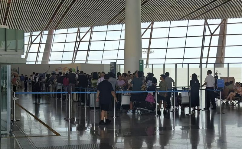 暑运档“大丰收”:出入境游双向奔赴,文旅互动带火“小地方” 暑运档“大丰收”:出入境游双向奔赴,文旅互动带火“小地方”
