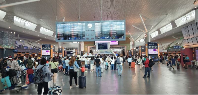 “黄金周”文旅消费攀新高：出入境游订单刷纪录，四五线城市成新引擎