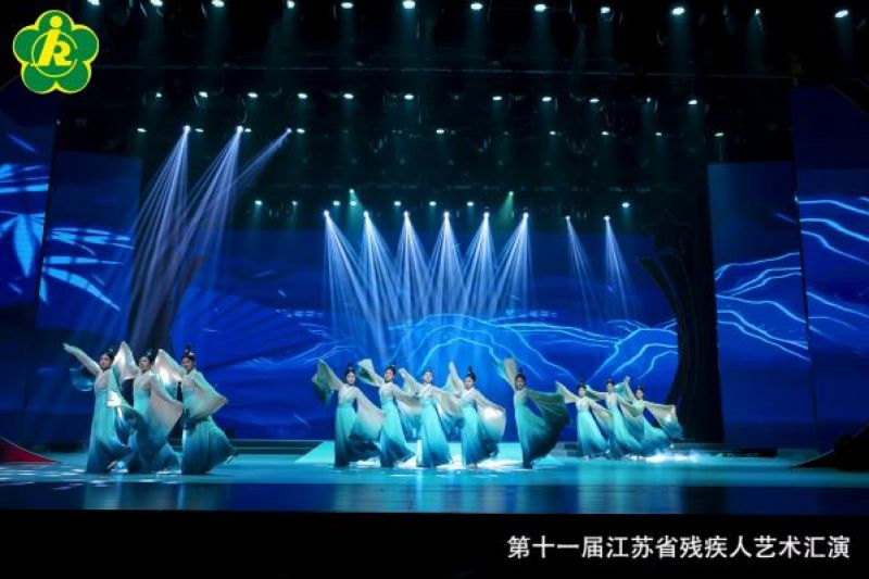 一群特殊的表演者：站在舞台上，挑战人生的“不可能”