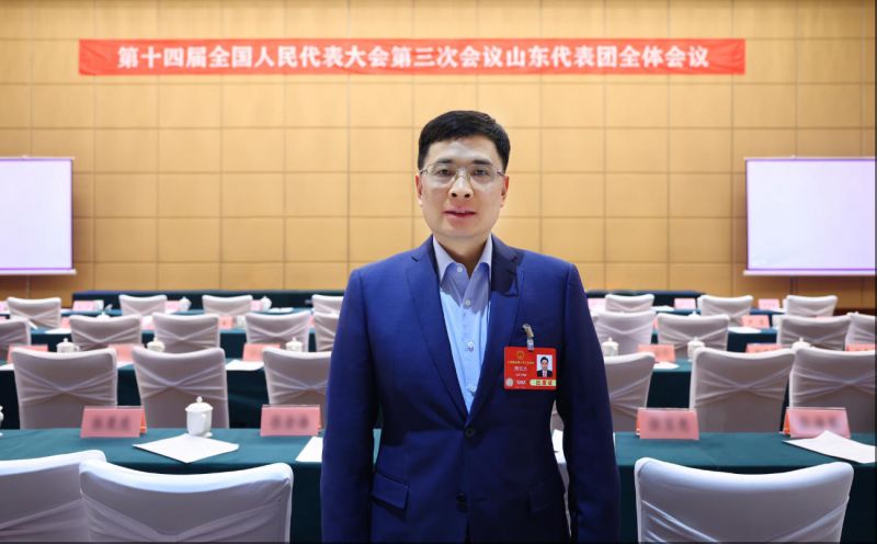 海尔加码具身智能赛道，全国人大代表周云杰建言工业大模型破局｜两会声音