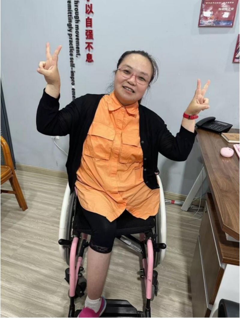 与总书记四次面对面——“粉色姑娘”杜诚诚的平凡人生