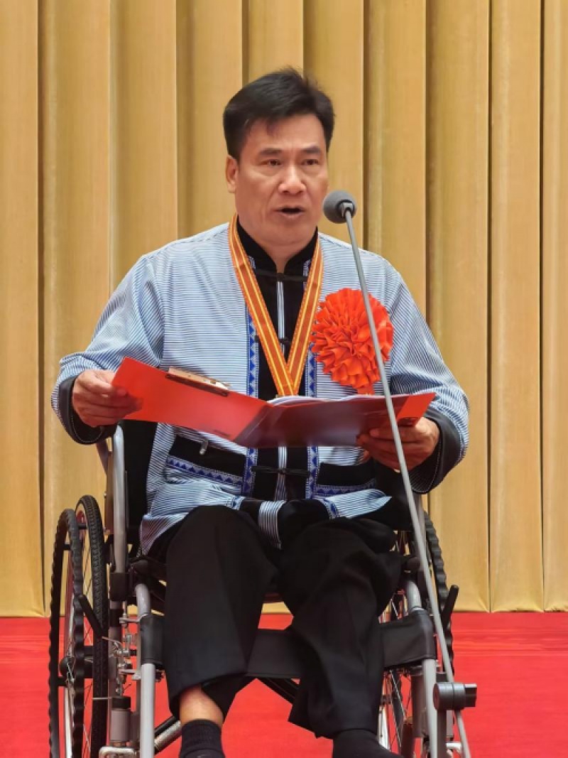 此路恒：麻线也能织出金毯子