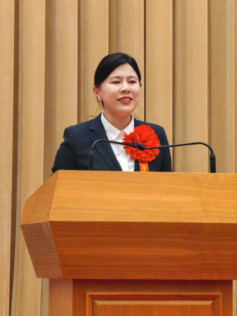 黄莺：从特殊走向融合，从黑暗走向光明