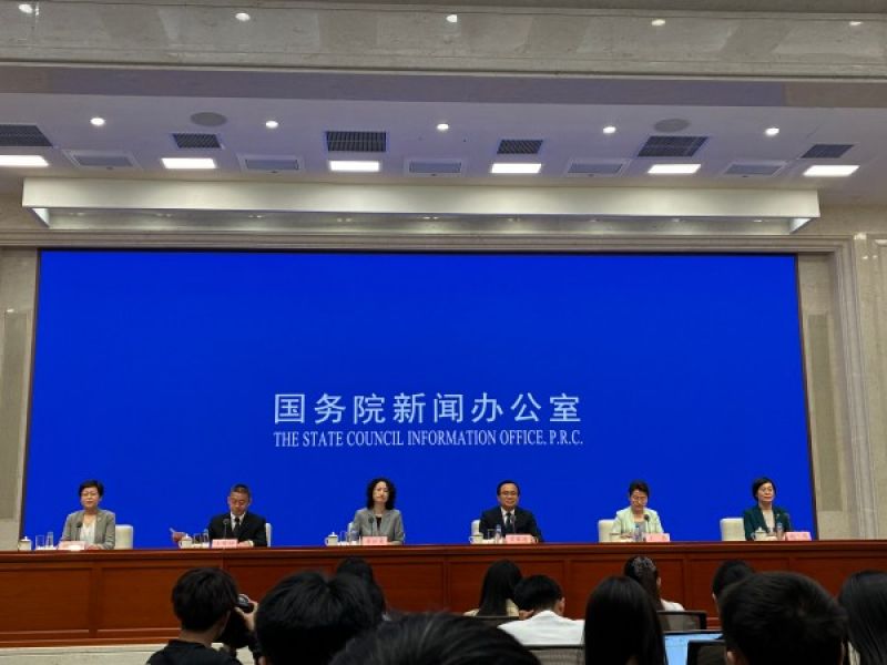商务部：在云计算、生物技术、独资医院等领域加快开放试点，鼓励外资企业境内再投资｜快讯