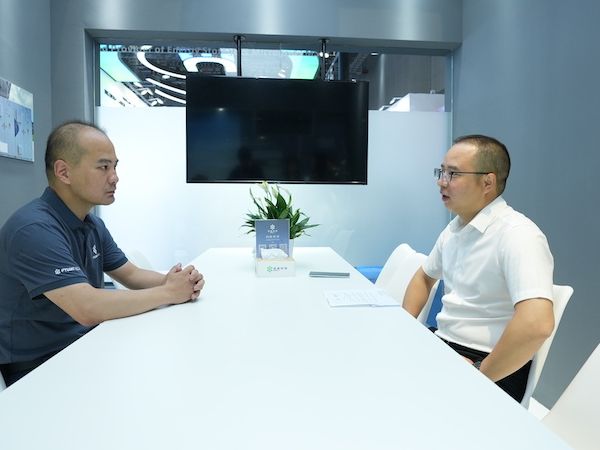 派能科技彭宽宽:坚守储能长期价值,应对行业发展挑战|对话能源大咖 派能科技彭宽宽:坚守储能长期价值,应对行业发展挑战|对话能源大咖