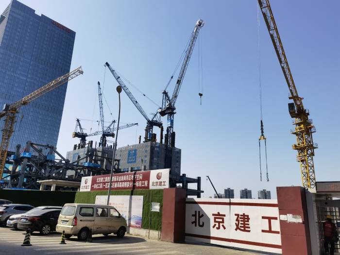丽泽商务区在建项目；苗诗雨 摄.jpg