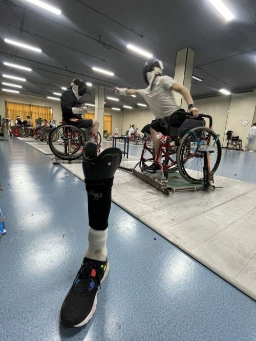 巴黎残奥会国家轮椅击剑集训队（江苏组）正在备战.jpg