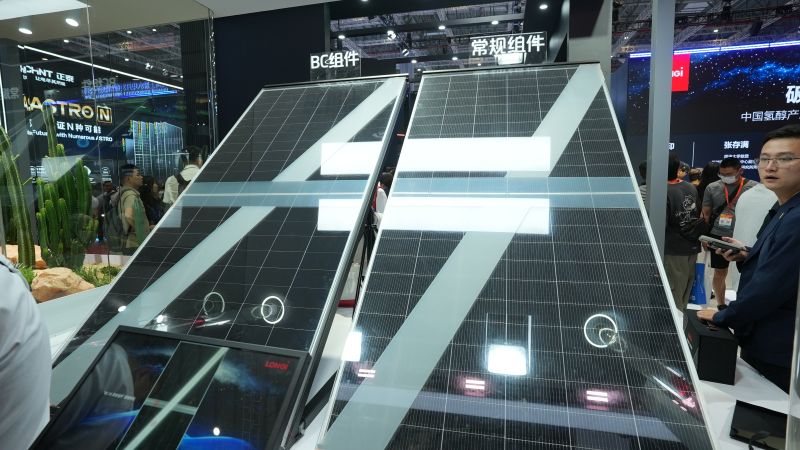 隆基BC组件.jpg